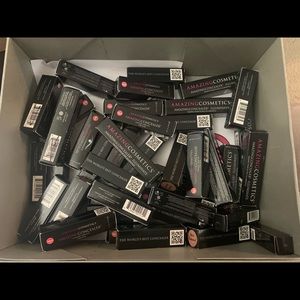 Amazing cosmetics concealer bundle